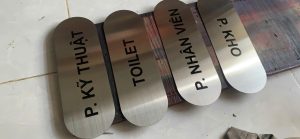 “Lắp đặt bảng tên văn phòng tận nơi – uy tín tại TP.HCM”