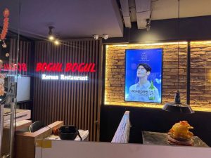 Gia công bảng hiệu LED neon theo logo thương hiệu – sang trọng, độc đáo