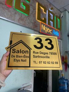 Thi công biển số nhà lấy liền Quận 1 – Mica, alu, inox đa dạng mẫu mã.