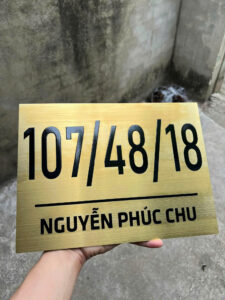 lắp biển số nhà inox Quận 4 trước cửa nhà lắp biển số nhà inox Quận 4 trước cửa nhà