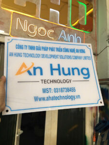 Bảng mica logo công ty nổi bật, tăng nhận diện thương hiệu Bảng mica logo công ty nổi bật, tăng nhận diện thương hiệu