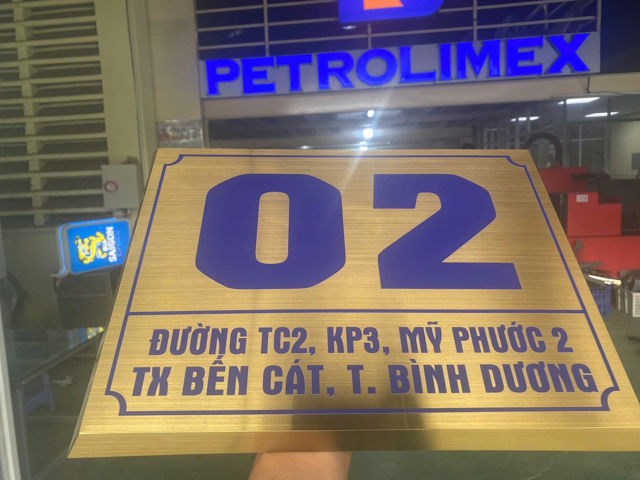 Làm biển số nhà inox quận 2